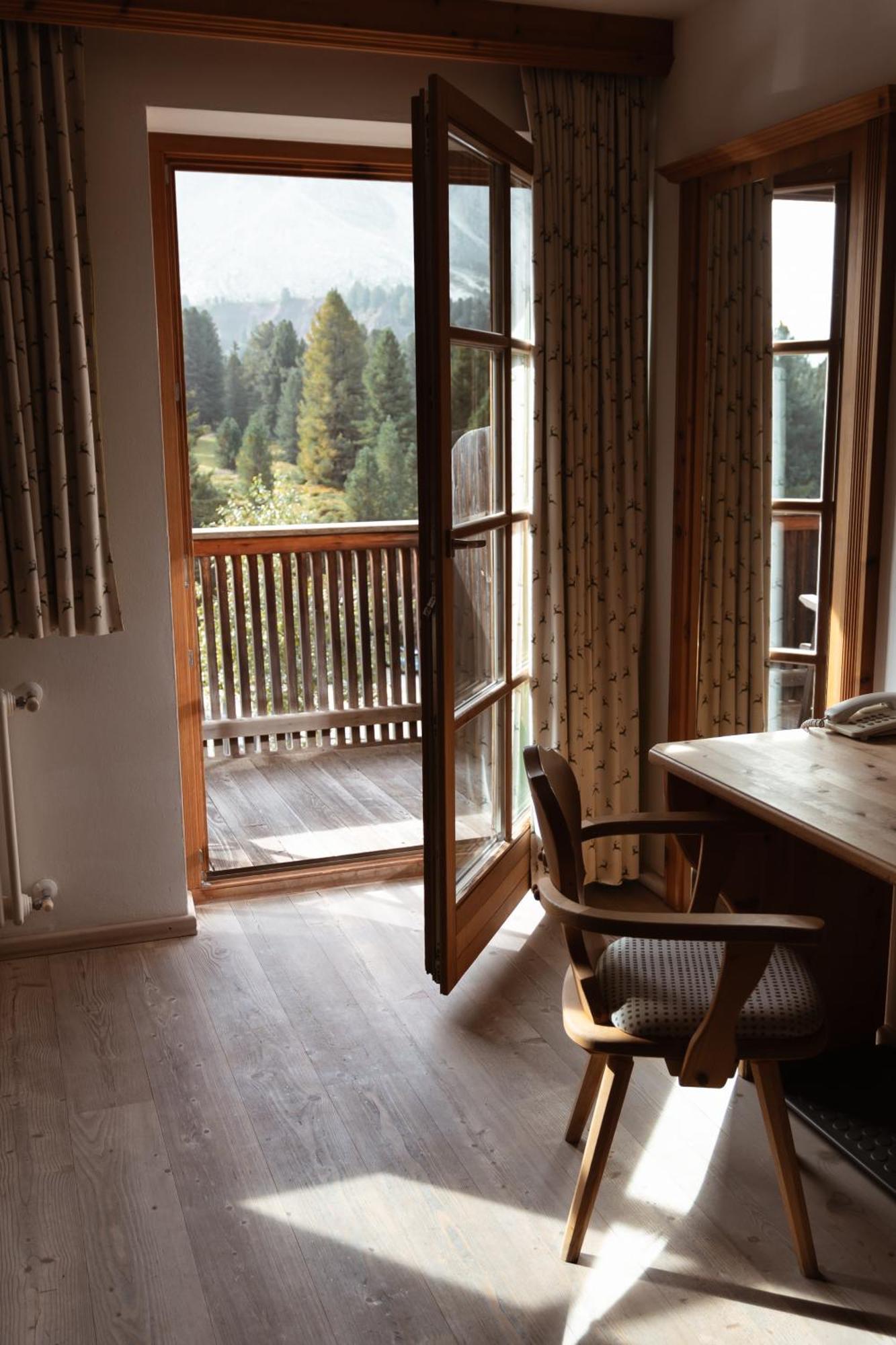 Uetia De Boerz Hotel San Martino in Badia Kültér fotó