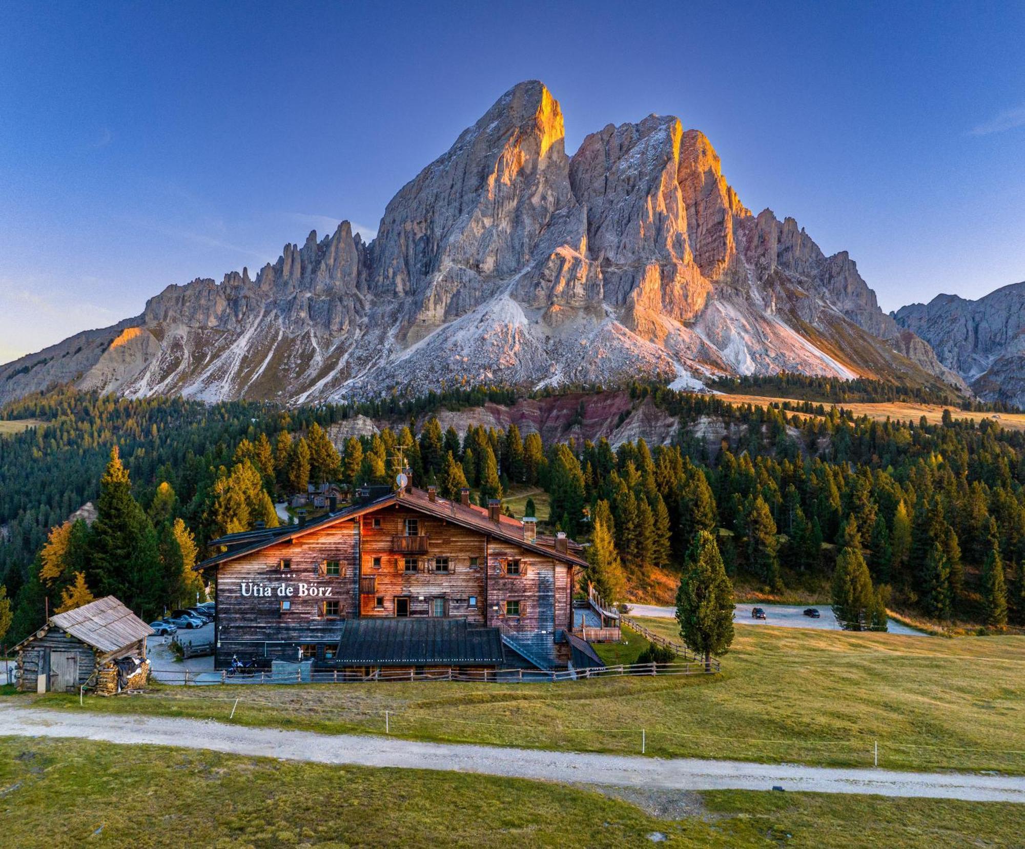 Uetia De Boerz Hotel San Martino in Badia Kültér fotó